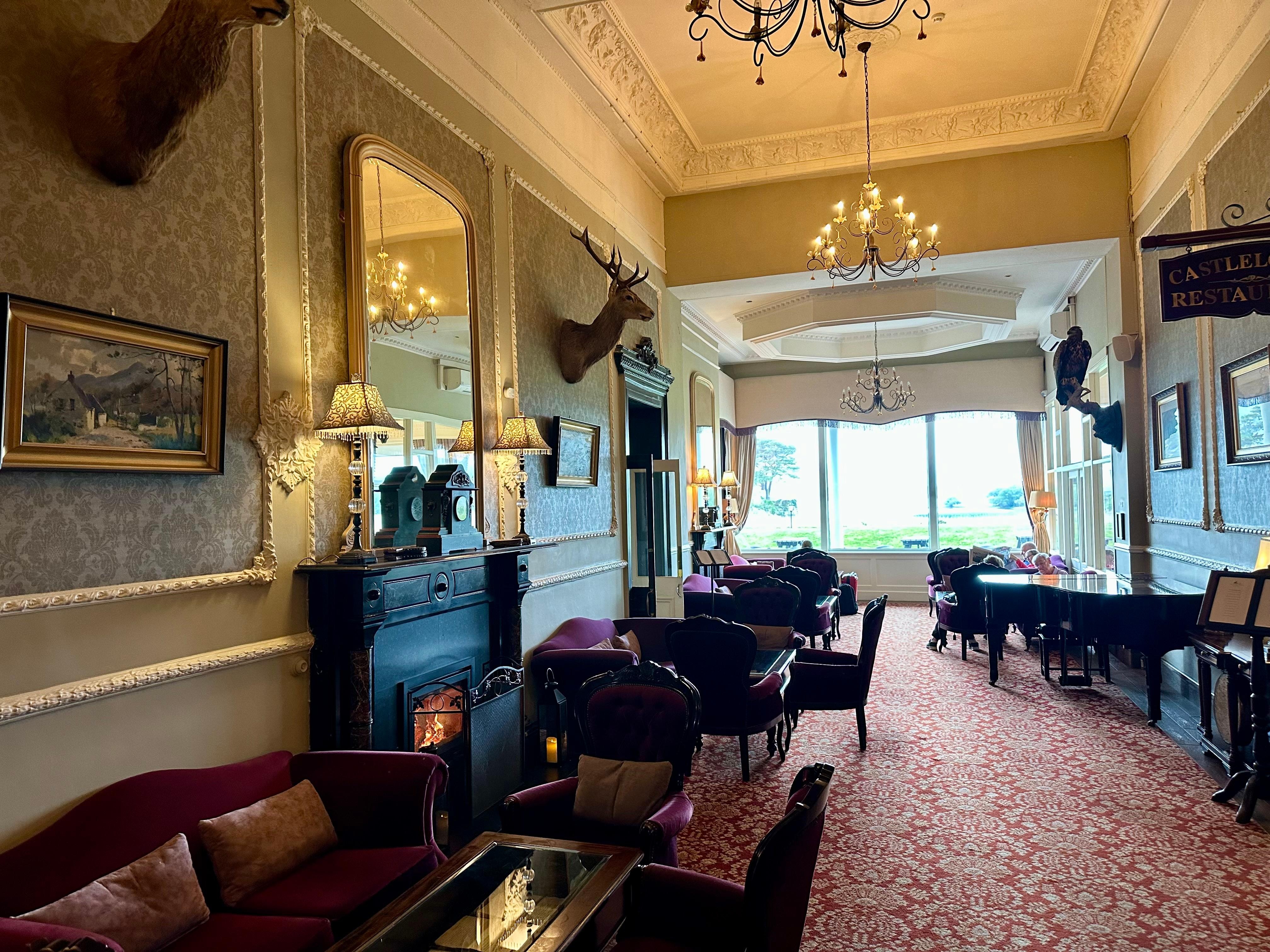 Lounge area