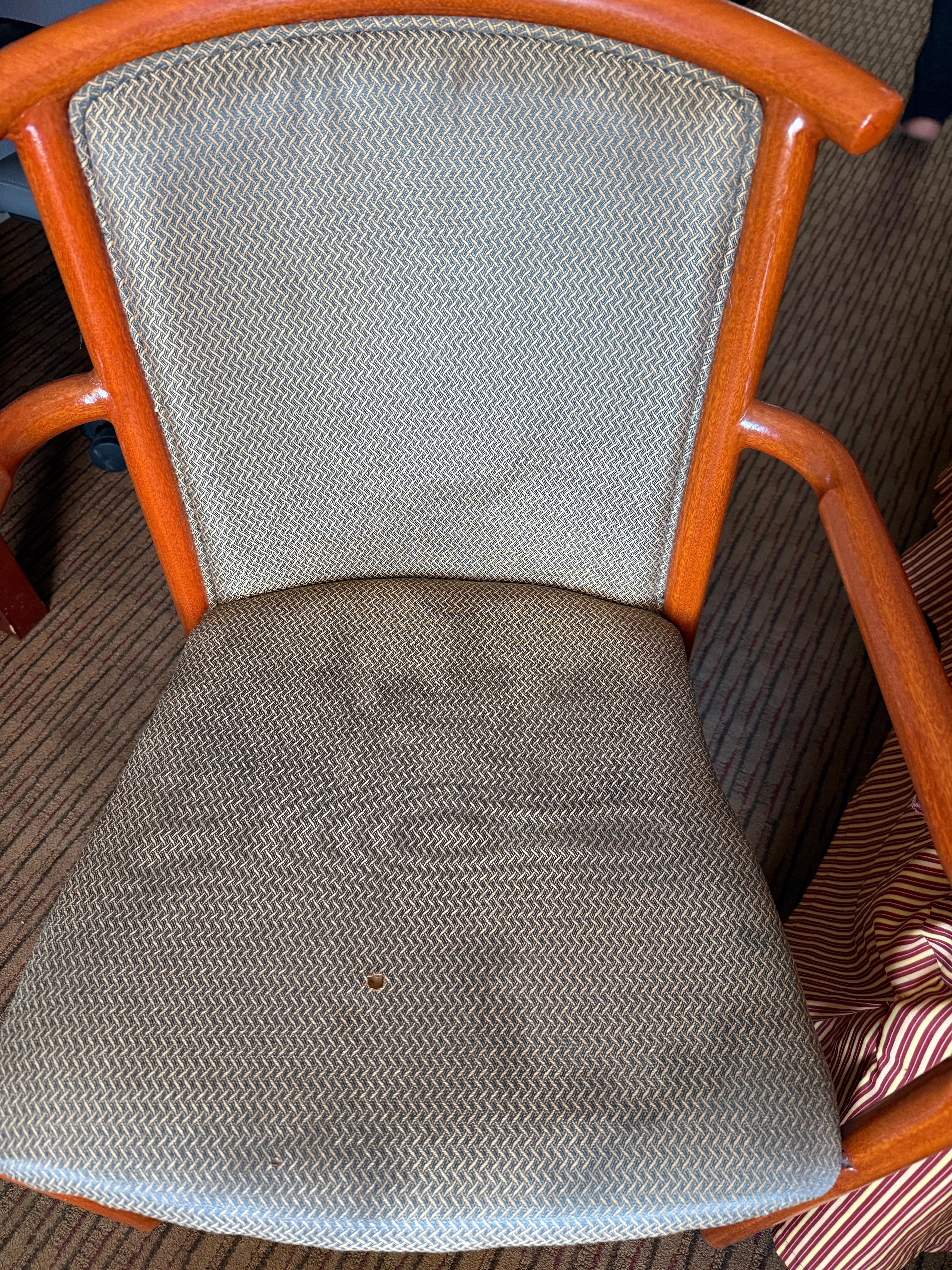 Absolutely disgusting chair. You could find a better chair in a garbage can. 