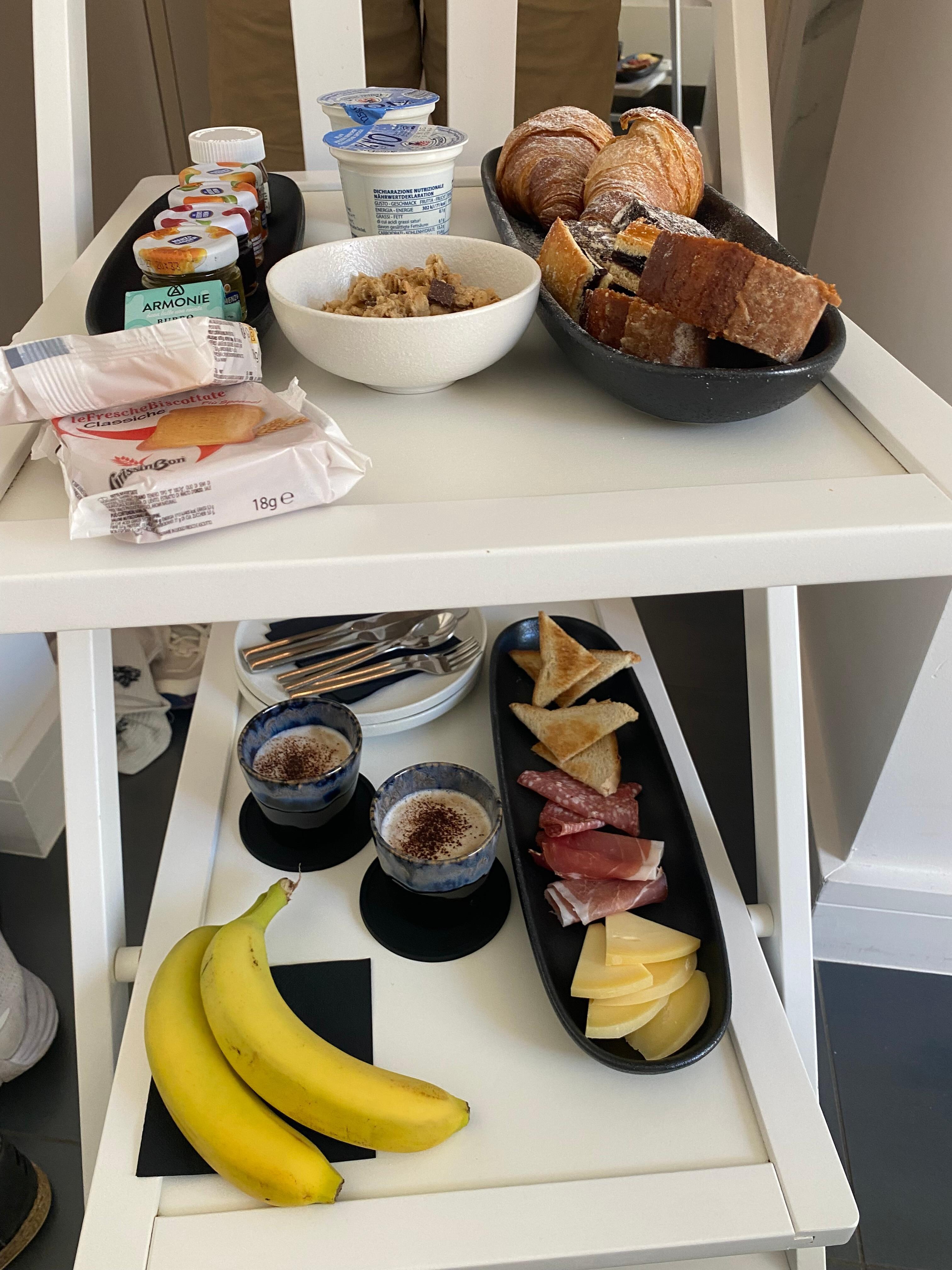 Buon giorno-Frokosten er servert
