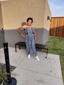 My daughter love the sitting area outside and the pool.