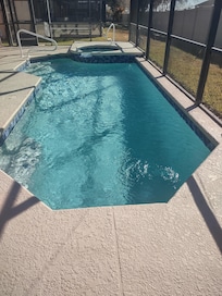 Nice clean pool. Add pool heat to your stay if coming in the cooler months.