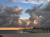 Amazing beach with great food and sunsets