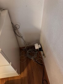 Überall Kabel