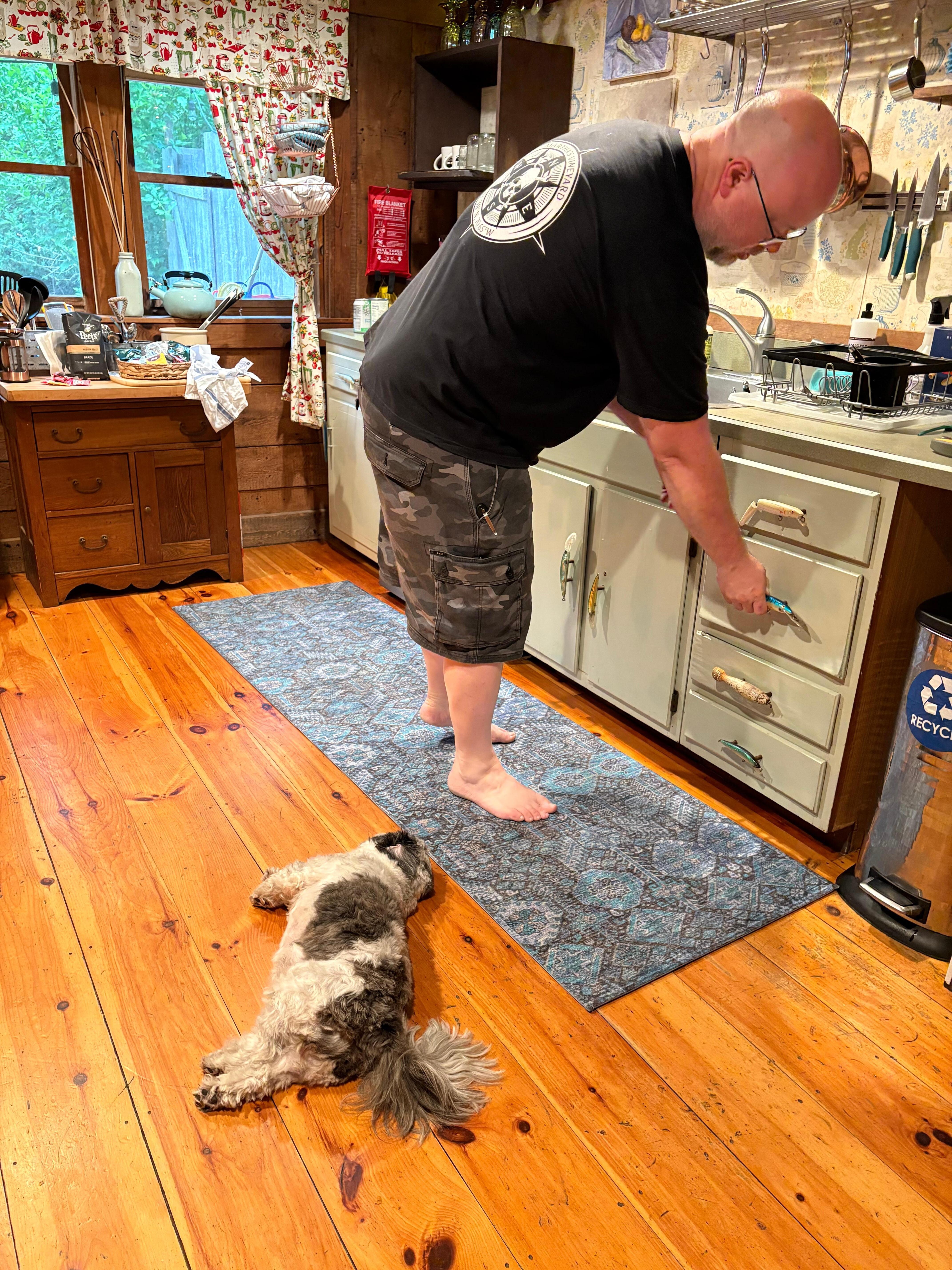We loved the design and decor. Counter space is limited but we were able to cook many meals easily. Pup approved.