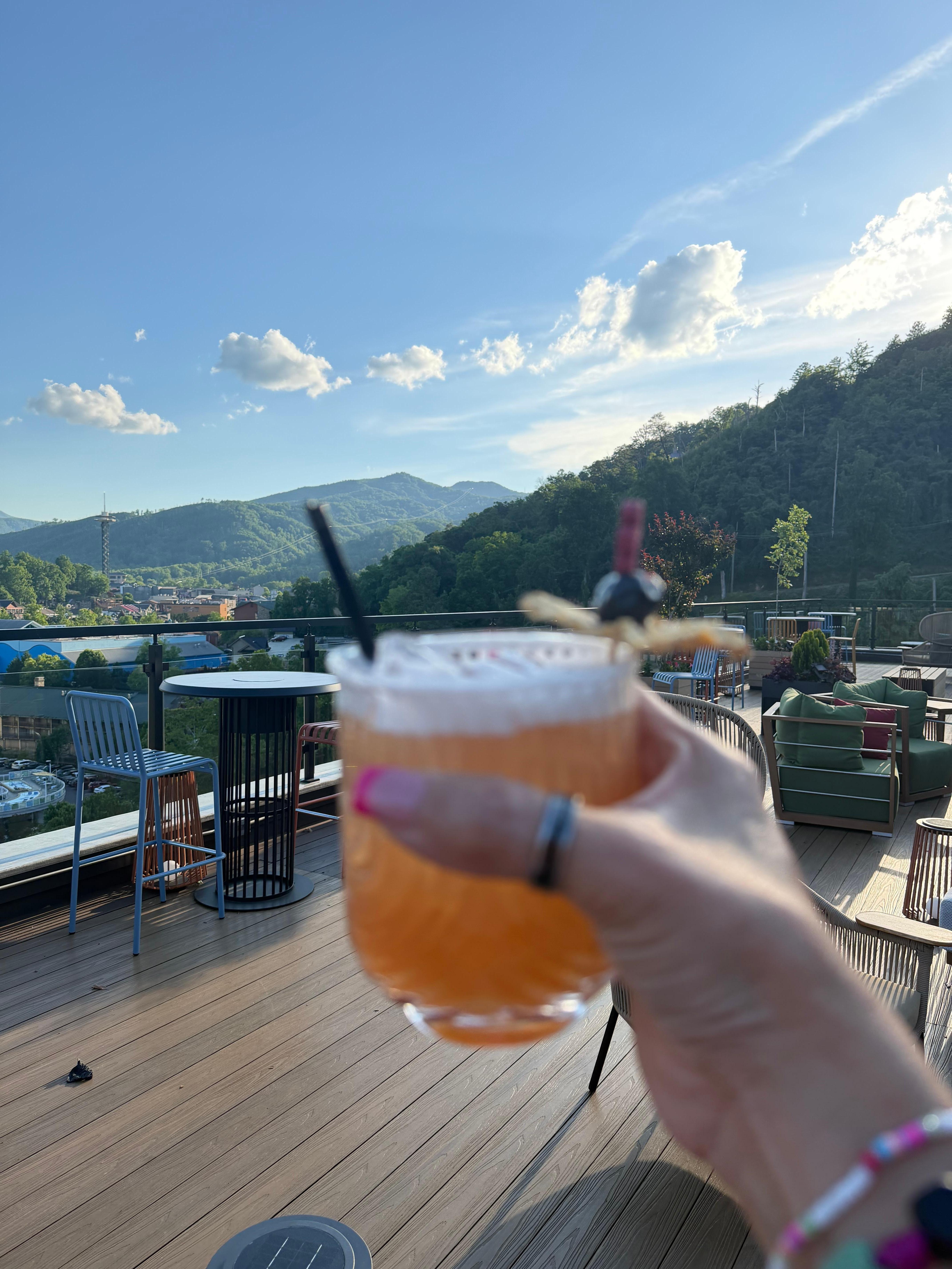 Enjoying my super delicious drink with an amazing view ! 
