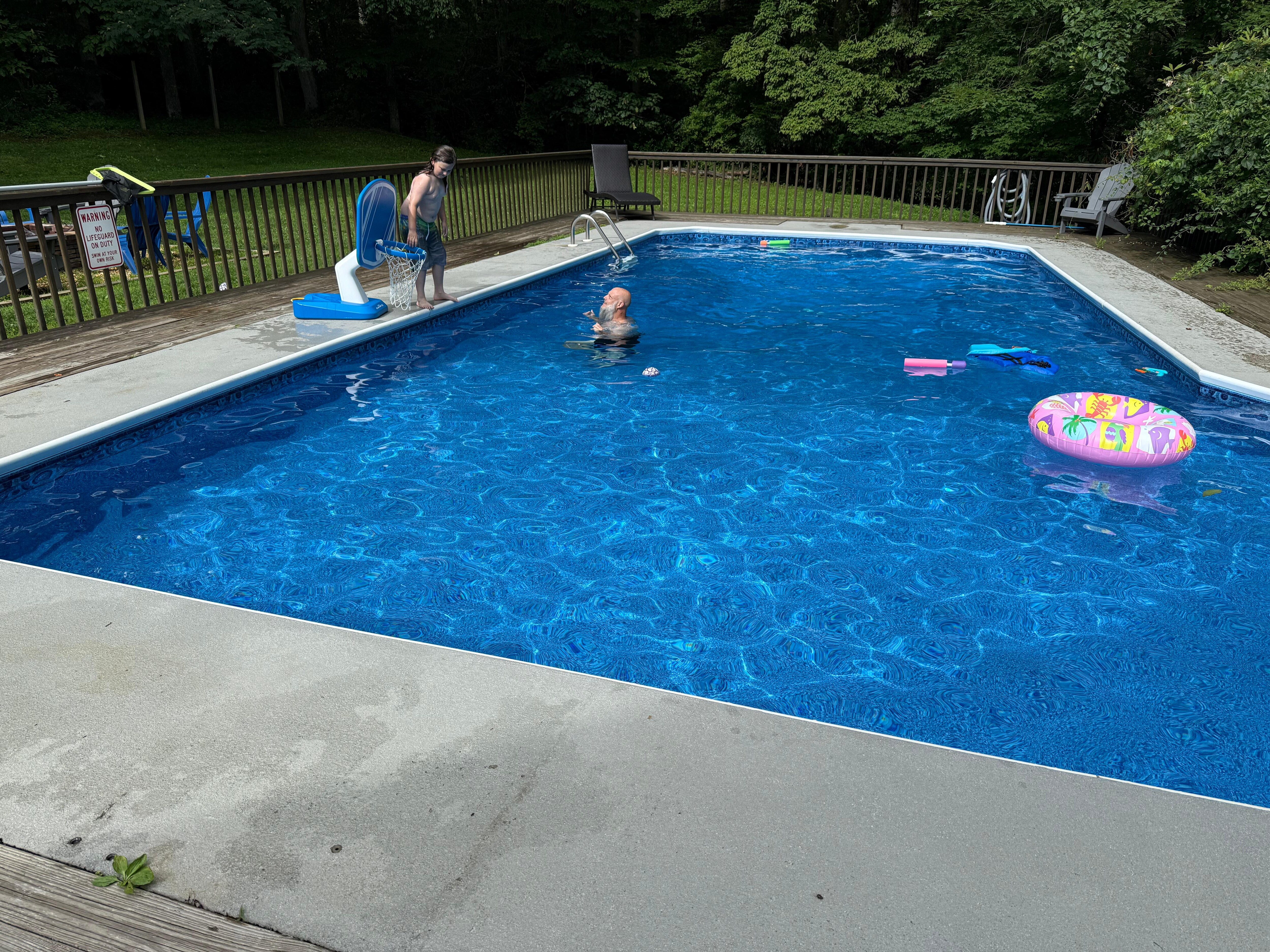 The pool was used several times a day, as was the pool-side hot tub. Hi u