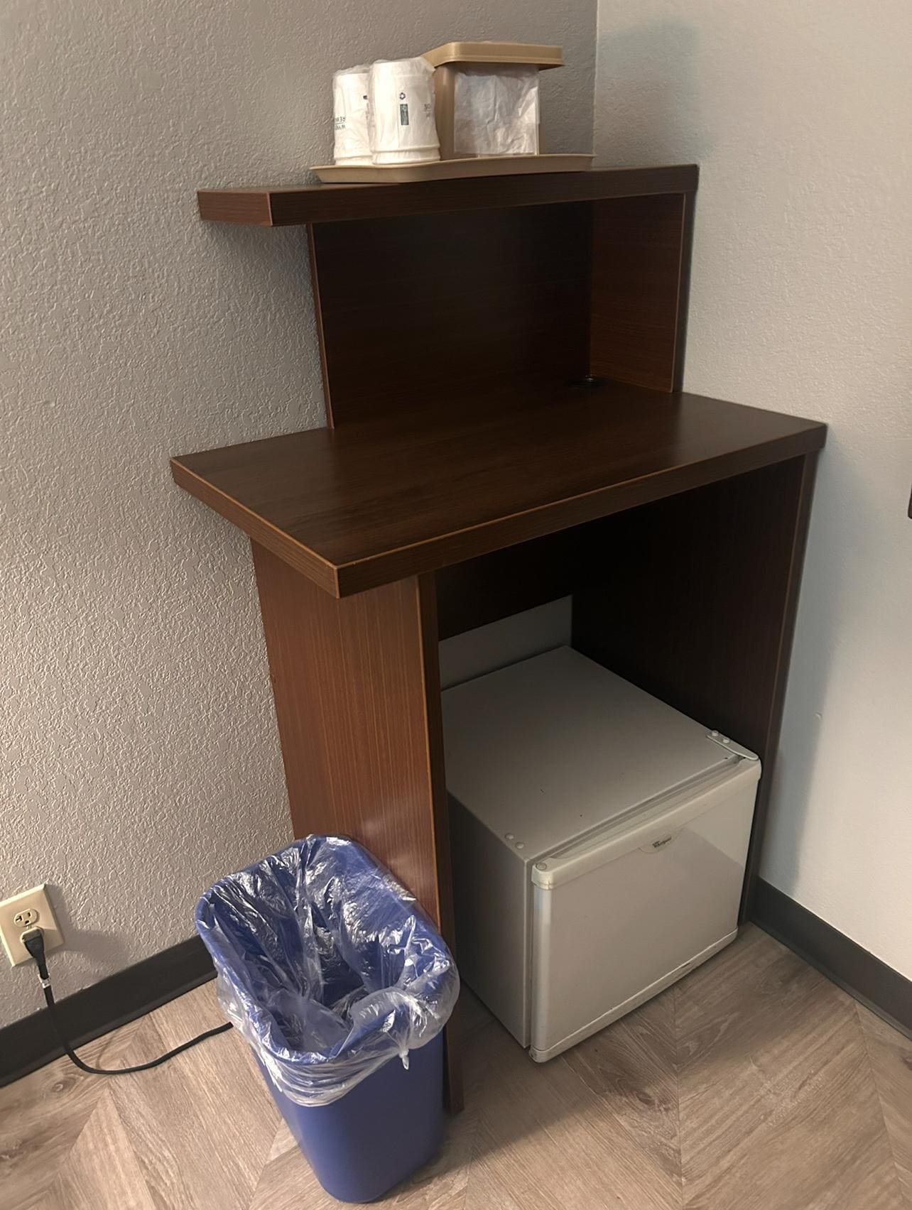 Small fridge no microwave 