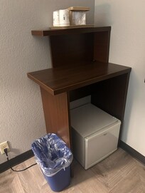 Small fridge no microwave