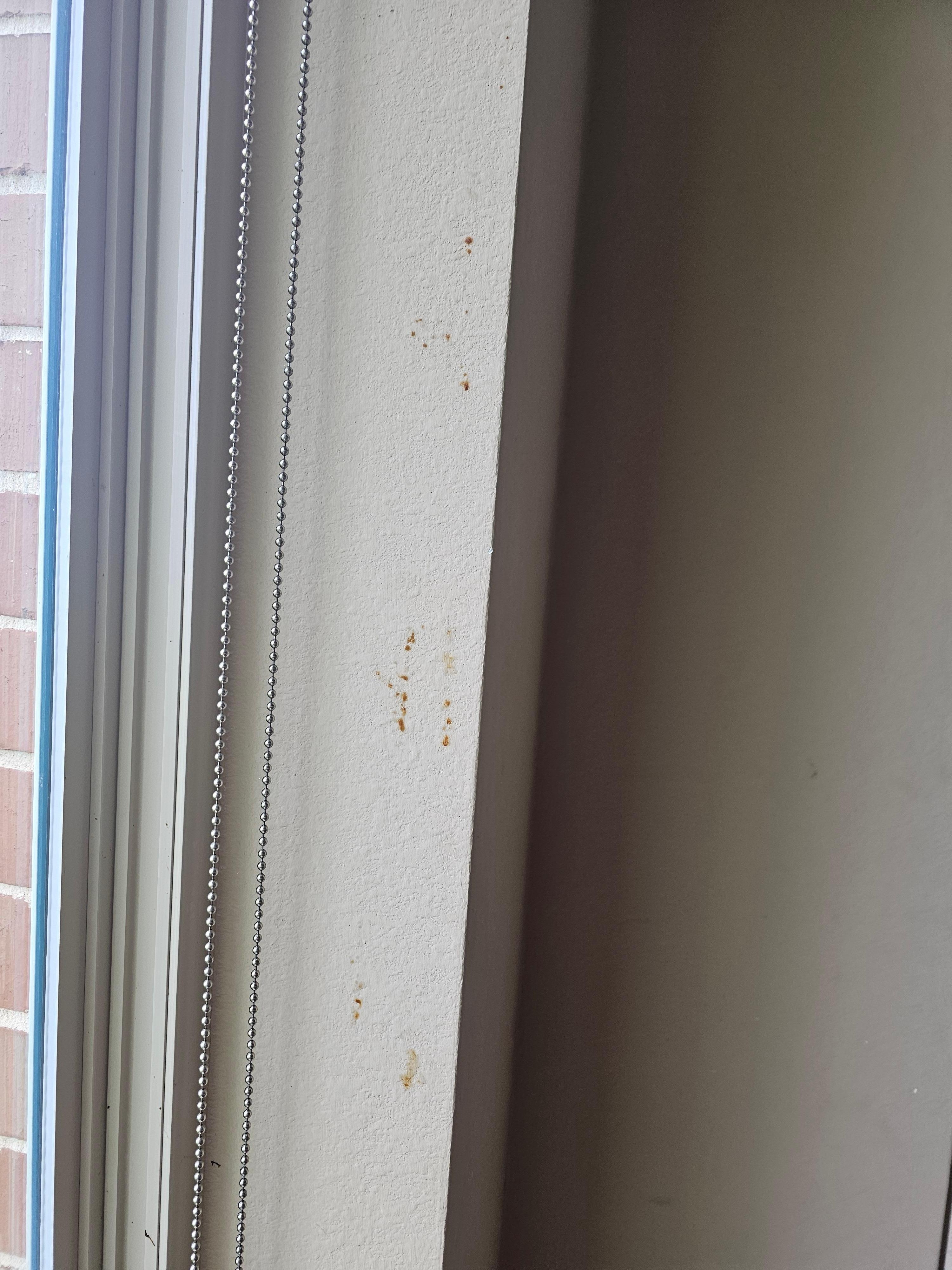 Sample of dirty walls