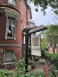 Historic Kehoe House