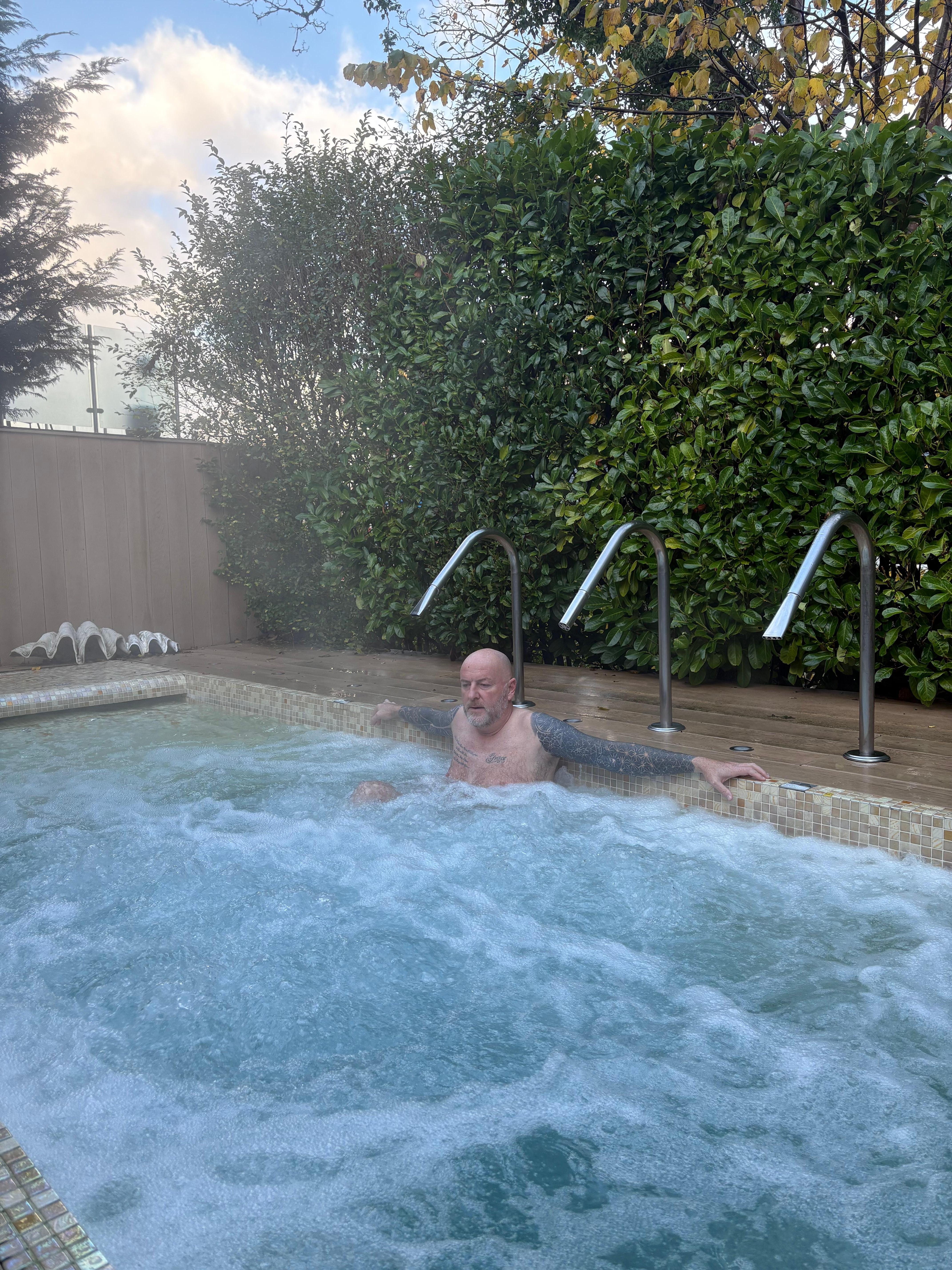 The outdoor spa was so relaxing. 