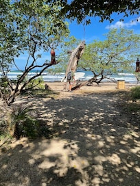 Avanellas Beach - LoLas Bar