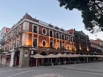 Vista del exterior, muy tempranito en la mañana