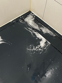 Bad drainage in one rooms, we rented 3