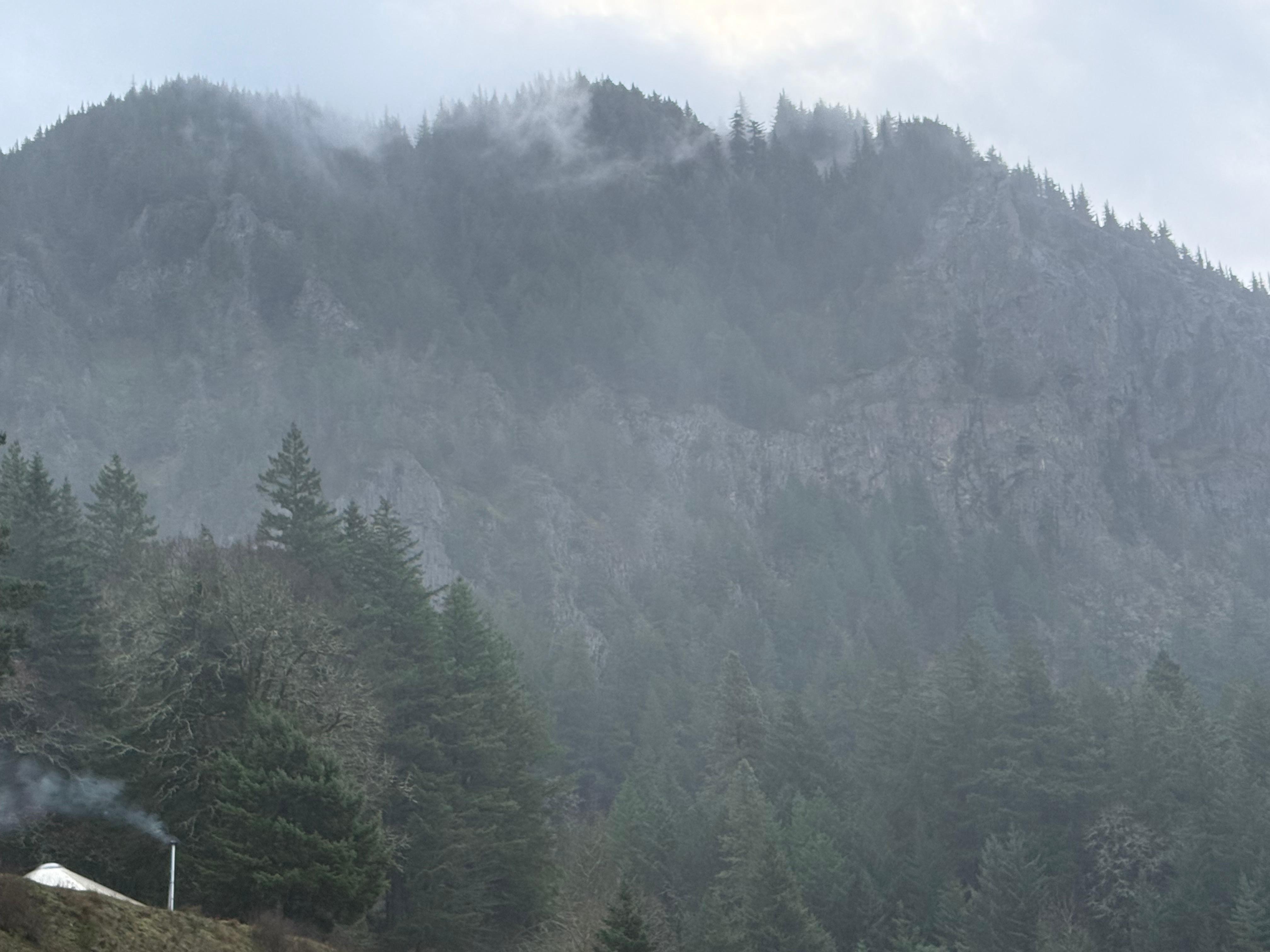 Surrounded by the Gorge cliffs 