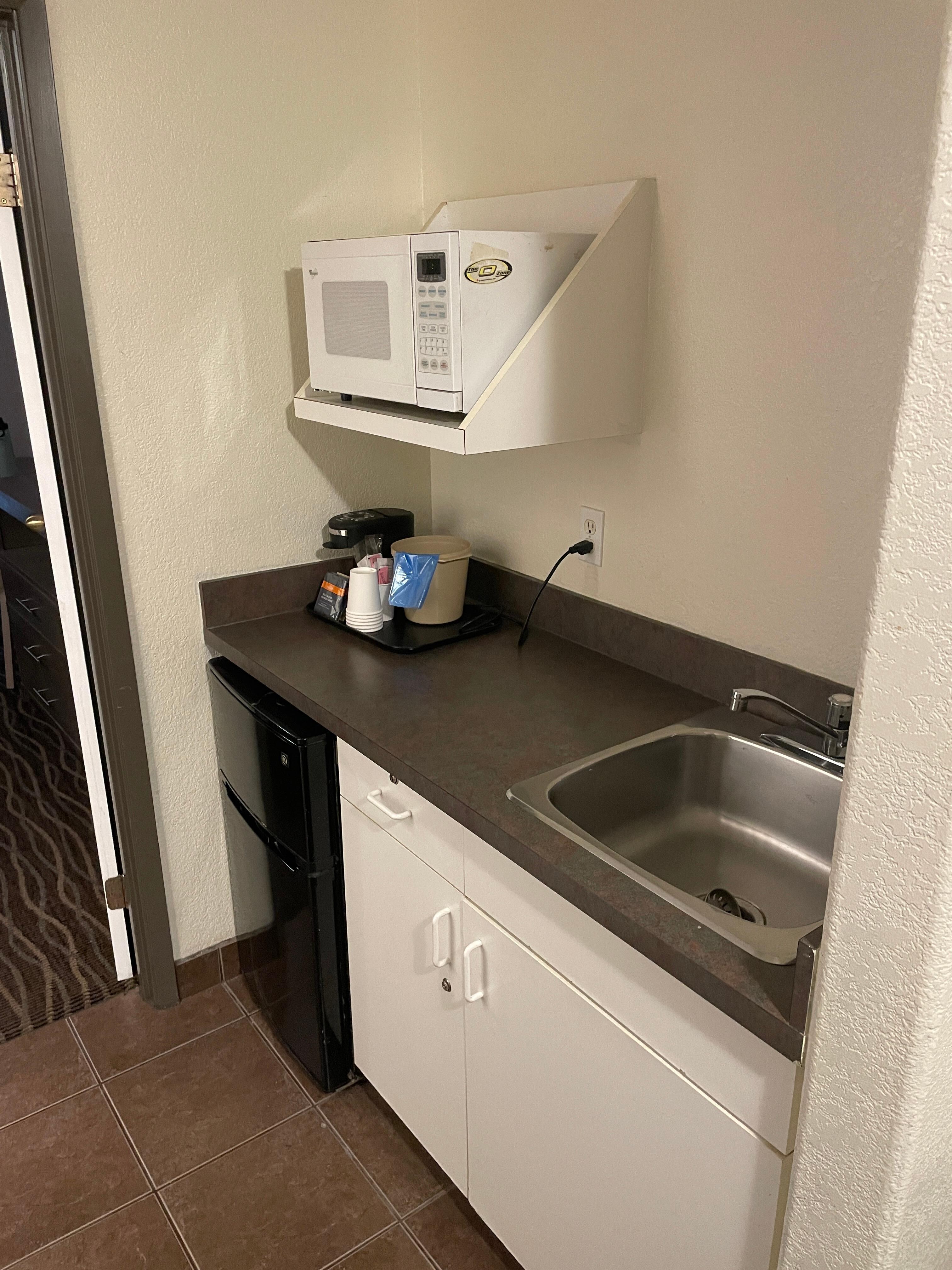 Small kitchenette 