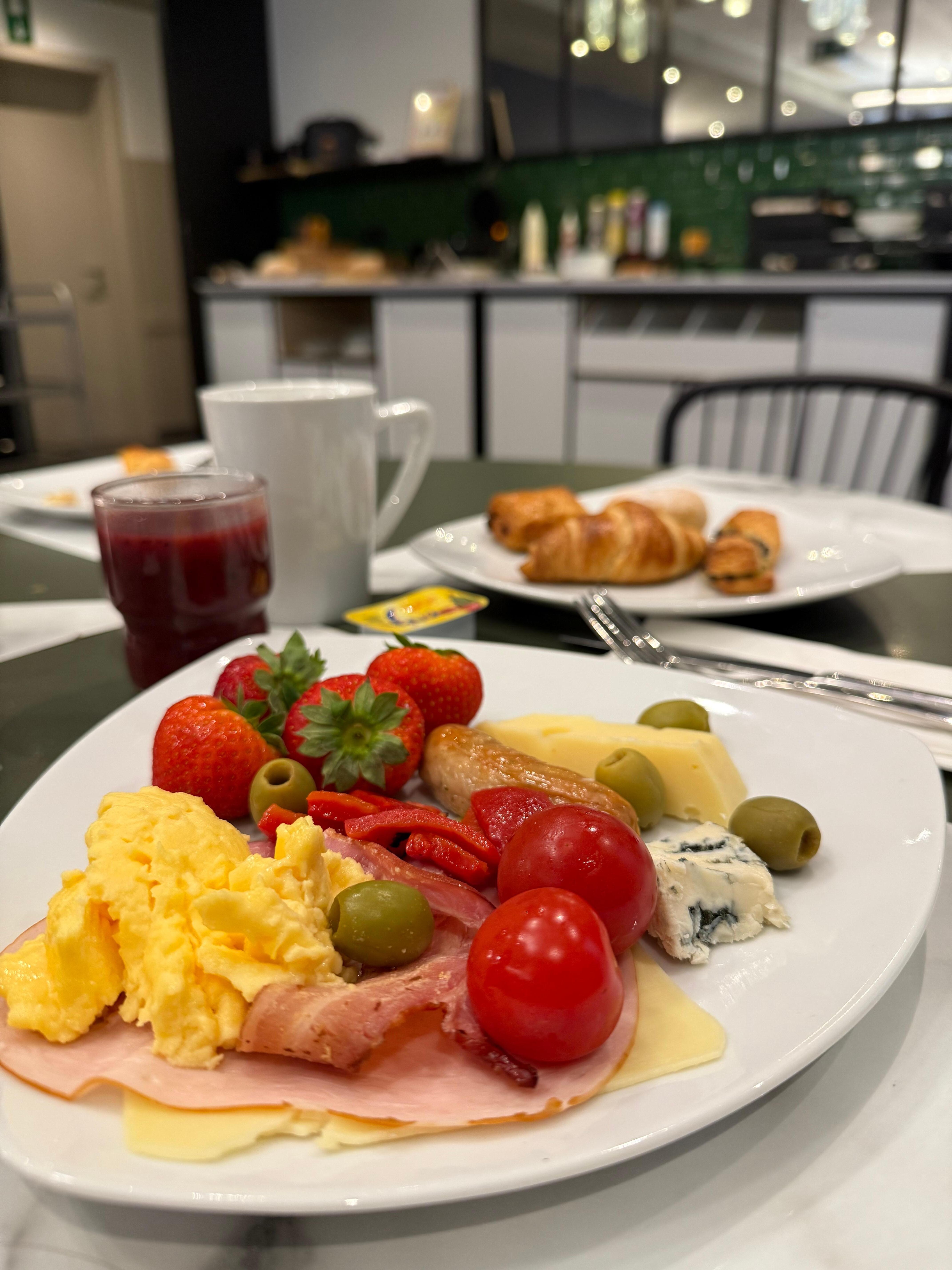 Los desayunos muy riquísimos y de calidad