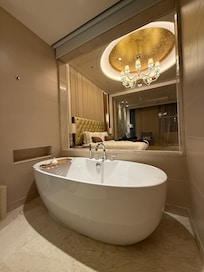 Nice bathtub