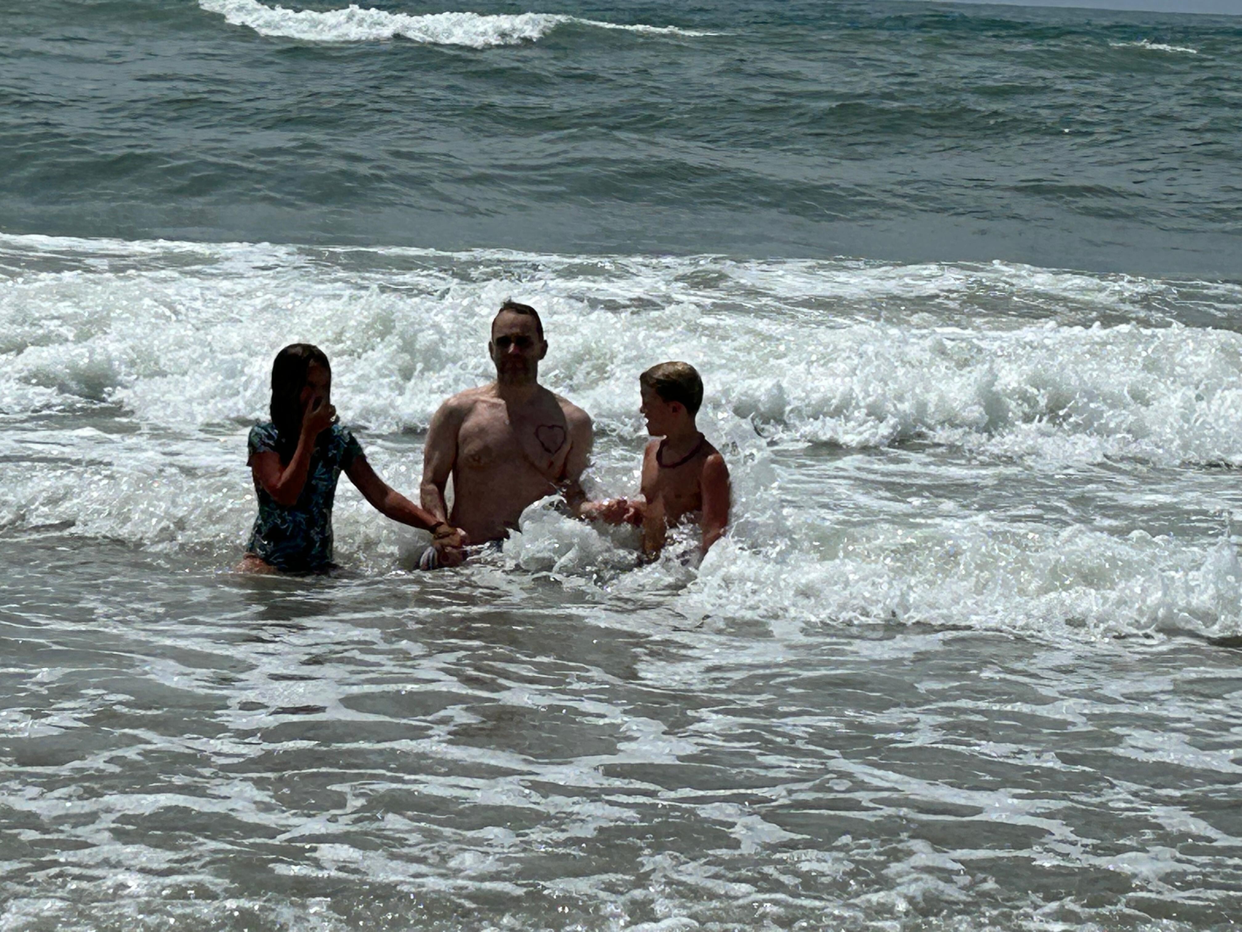 Adult son and 2 children 
