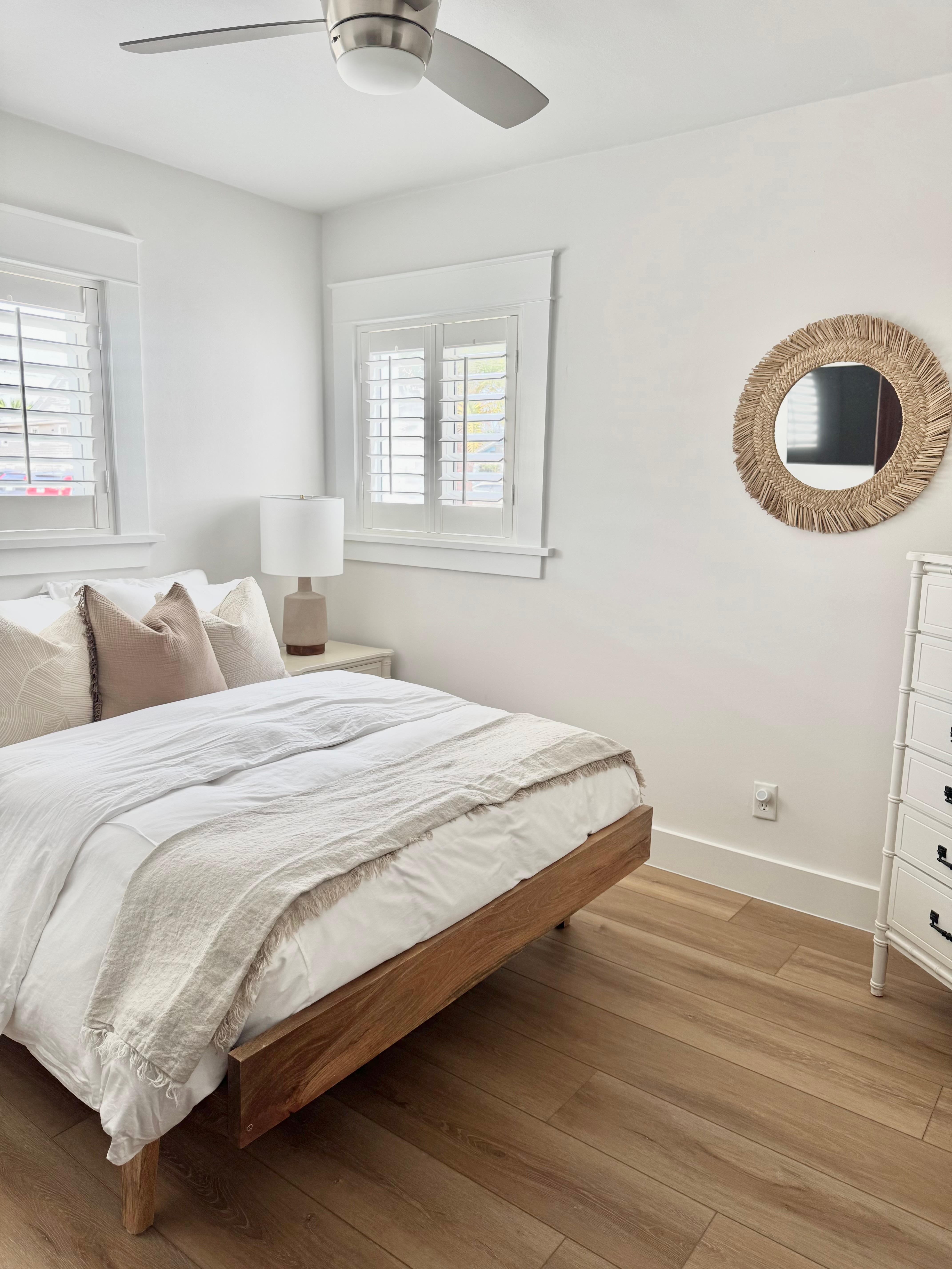 Master bedroom had an amazing memory foam bed. 