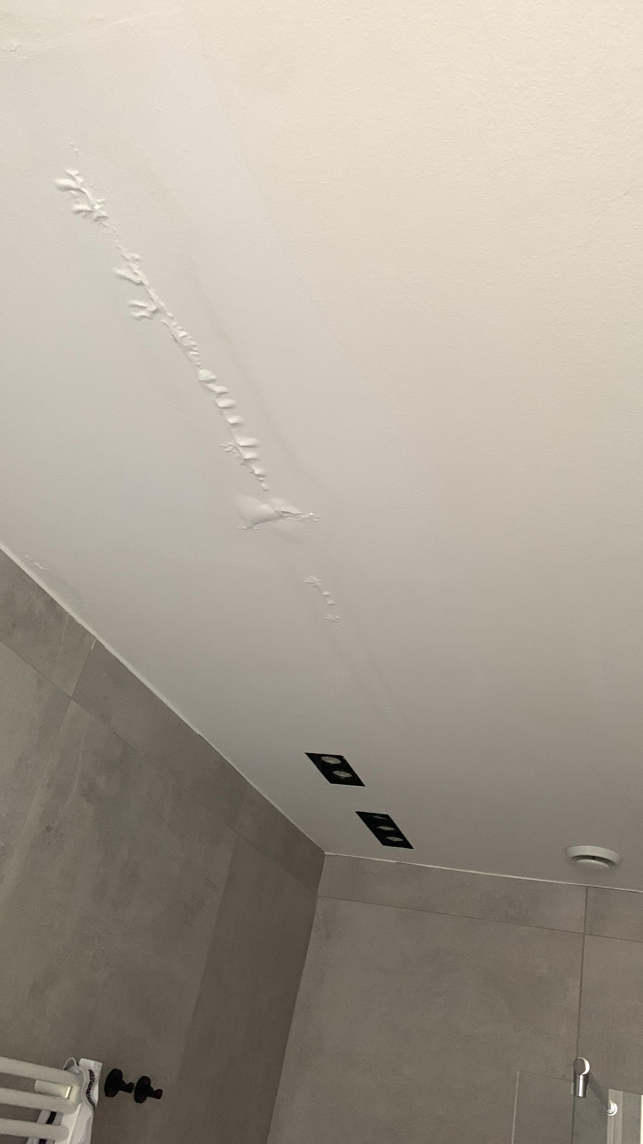 Vochtplekken in de douche 
