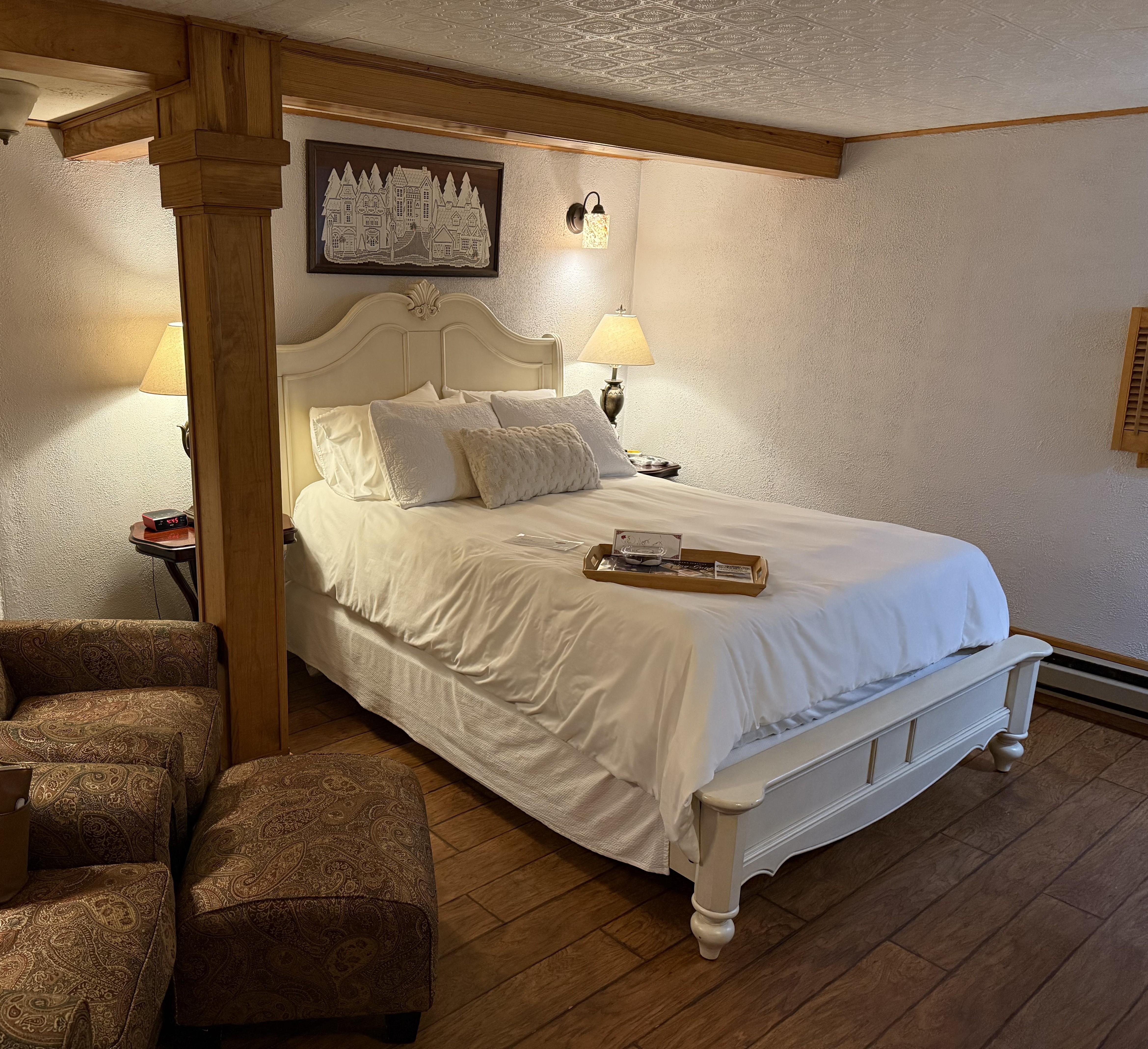 Our first impression with the Happy Anniversary chocolates!