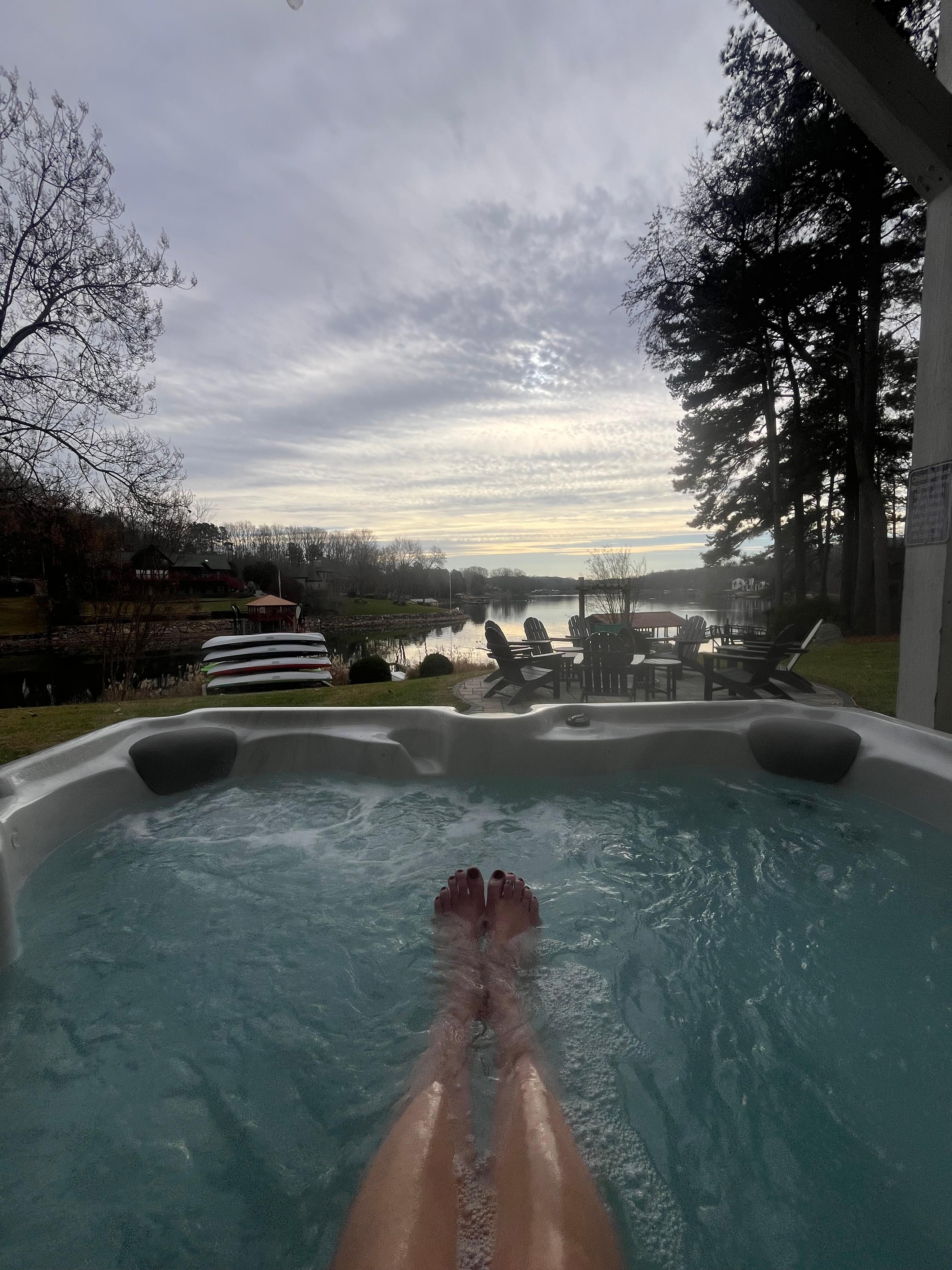 Hot tub with a view! Being able to hook up to the different bluetooth speakers was so amazing. 
