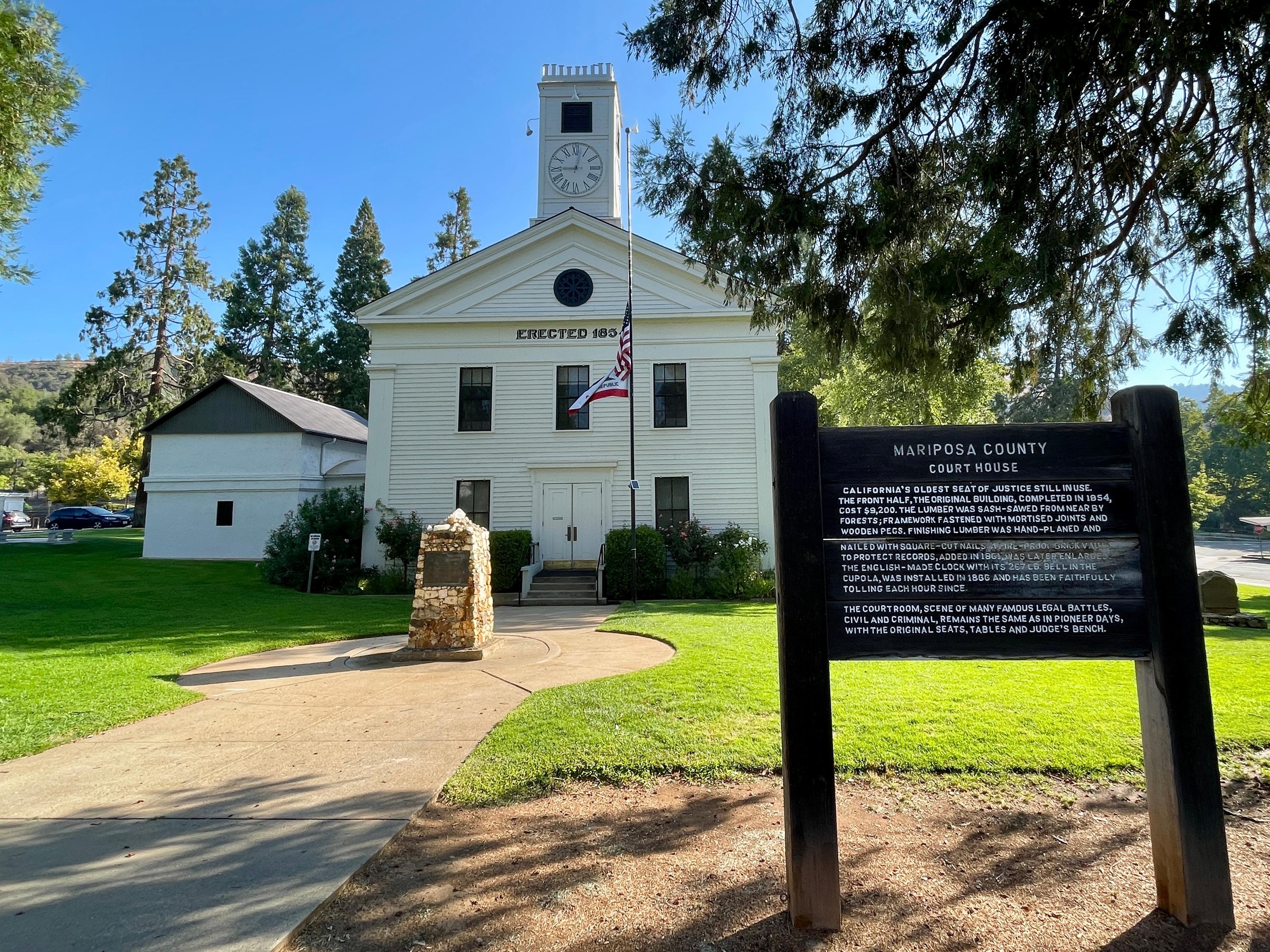 Mariposa Court House