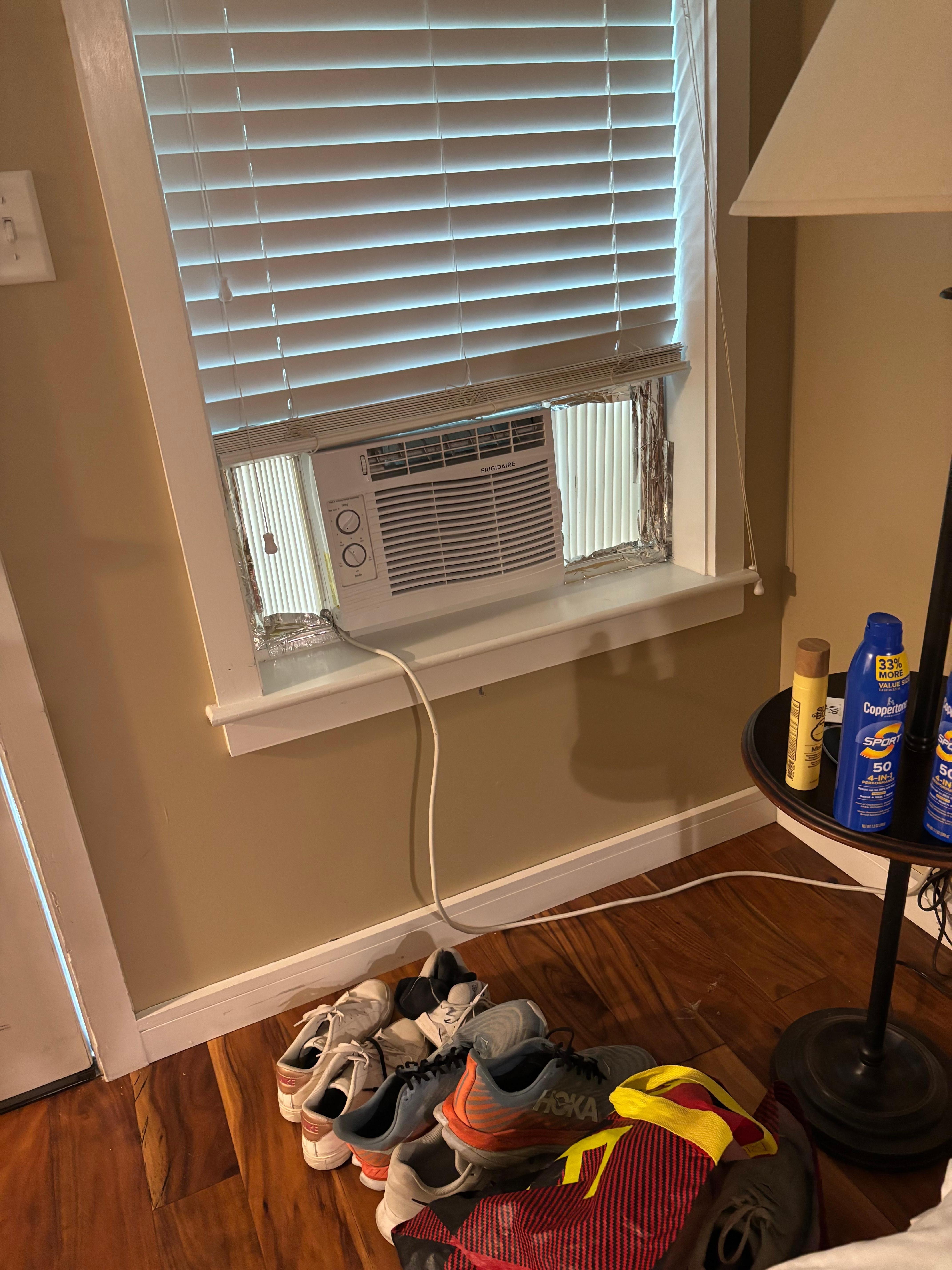 Window unit for AC - worked but so unsightly and taped in. Not what you would expect at a high end resort and not what is pictured on the sites.