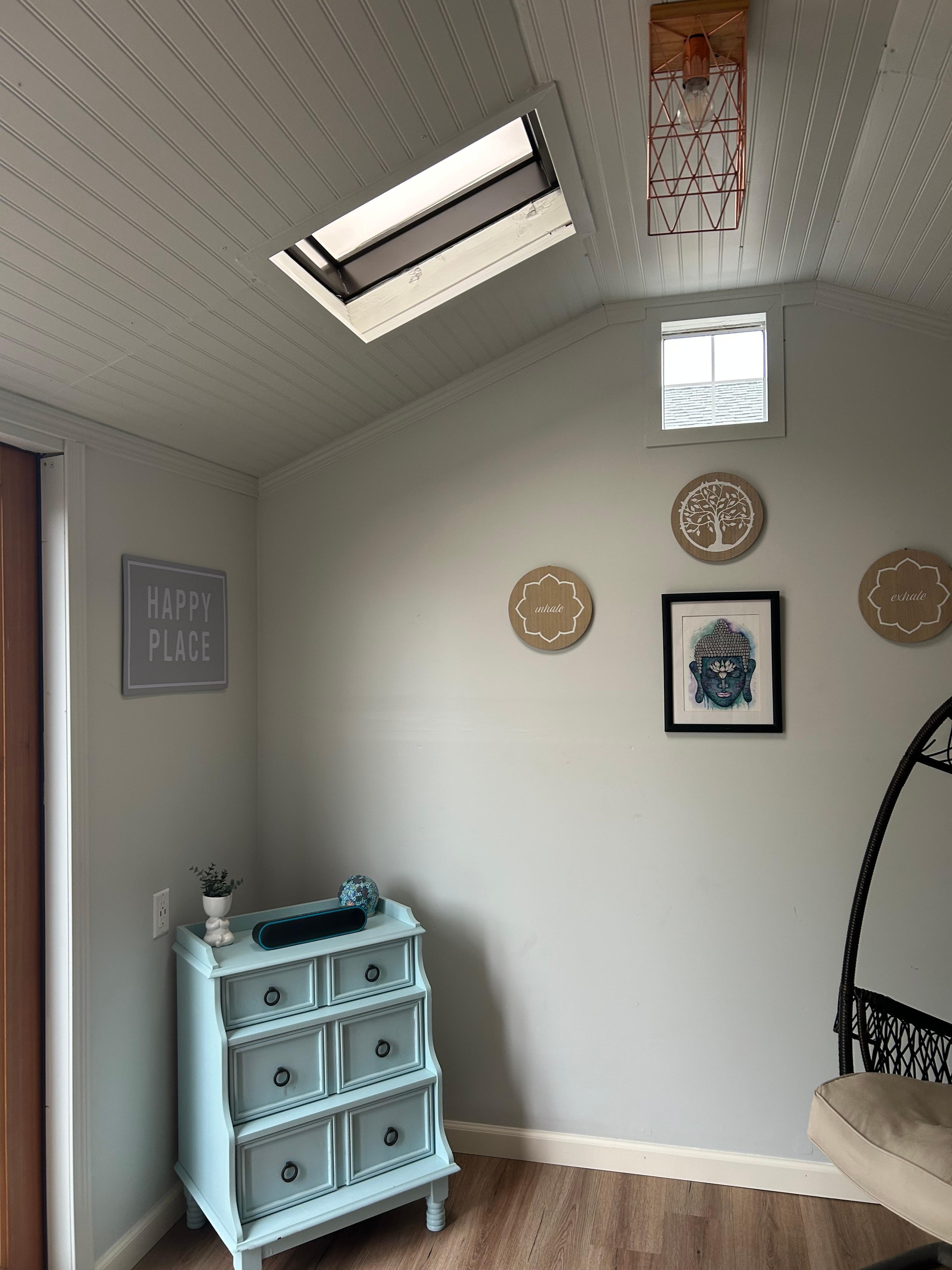 Inside zen den