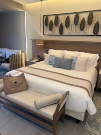 King Bed Junior Suite With Butler