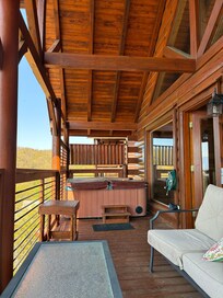 Mmm…..the hot tub was so relaxing!