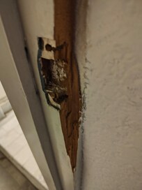 La contra de la chapa del dormitorio