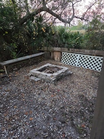 Fire pit