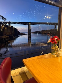 Dinner at walking distance restaurant