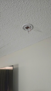 Appears that replacing the missing fire detector isn't a priority.
