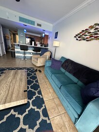 Living/Kitchen