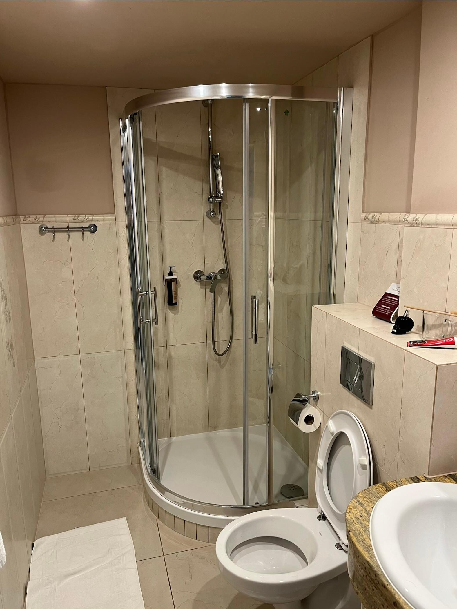 Bathroom was very nice! Plenty of hot water. Clean and modern. 