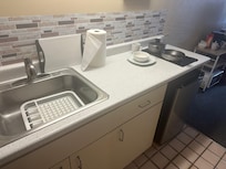 I cooked in this well stocked Mimi kitchen.