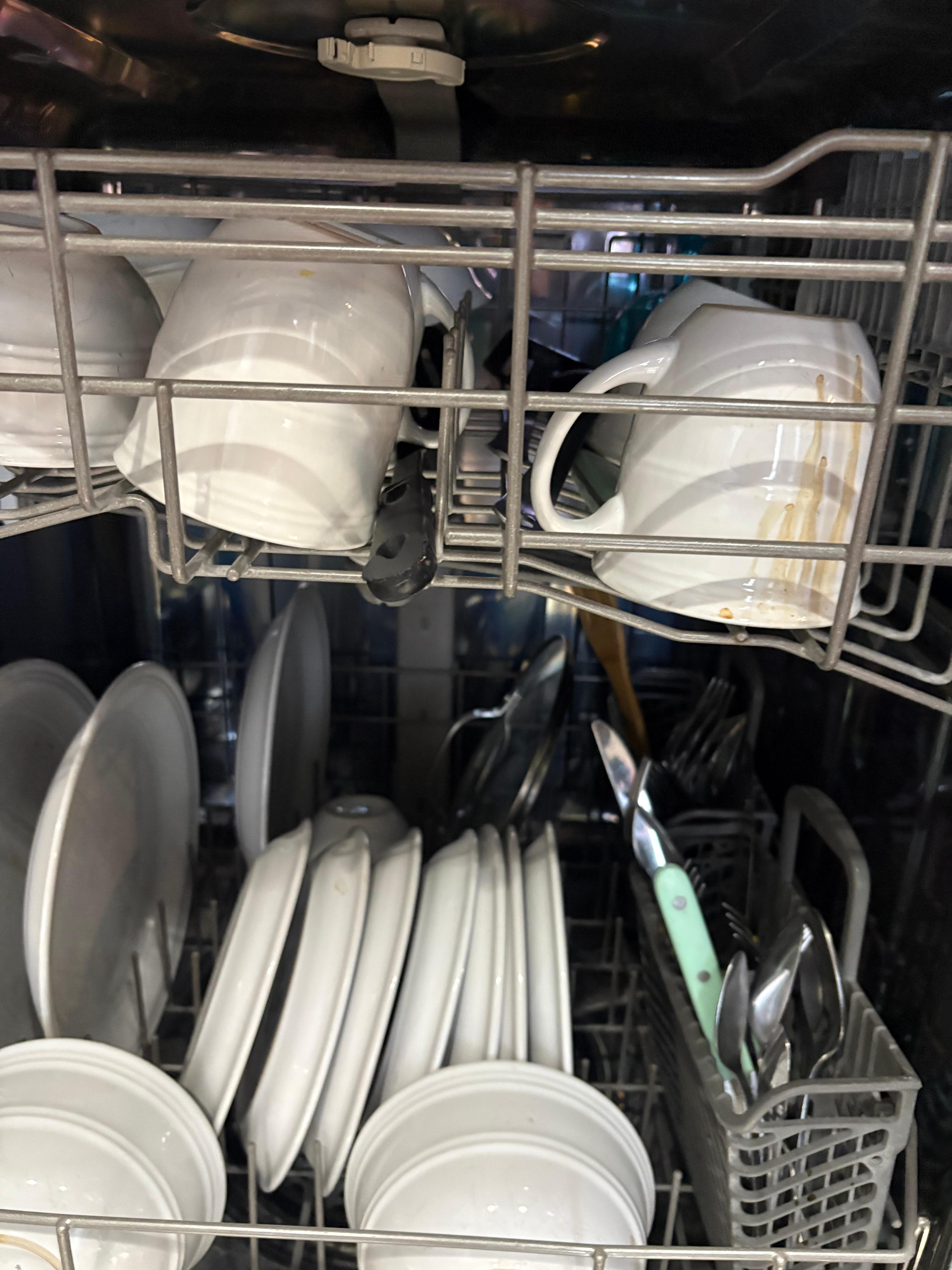 Dirty dishes 