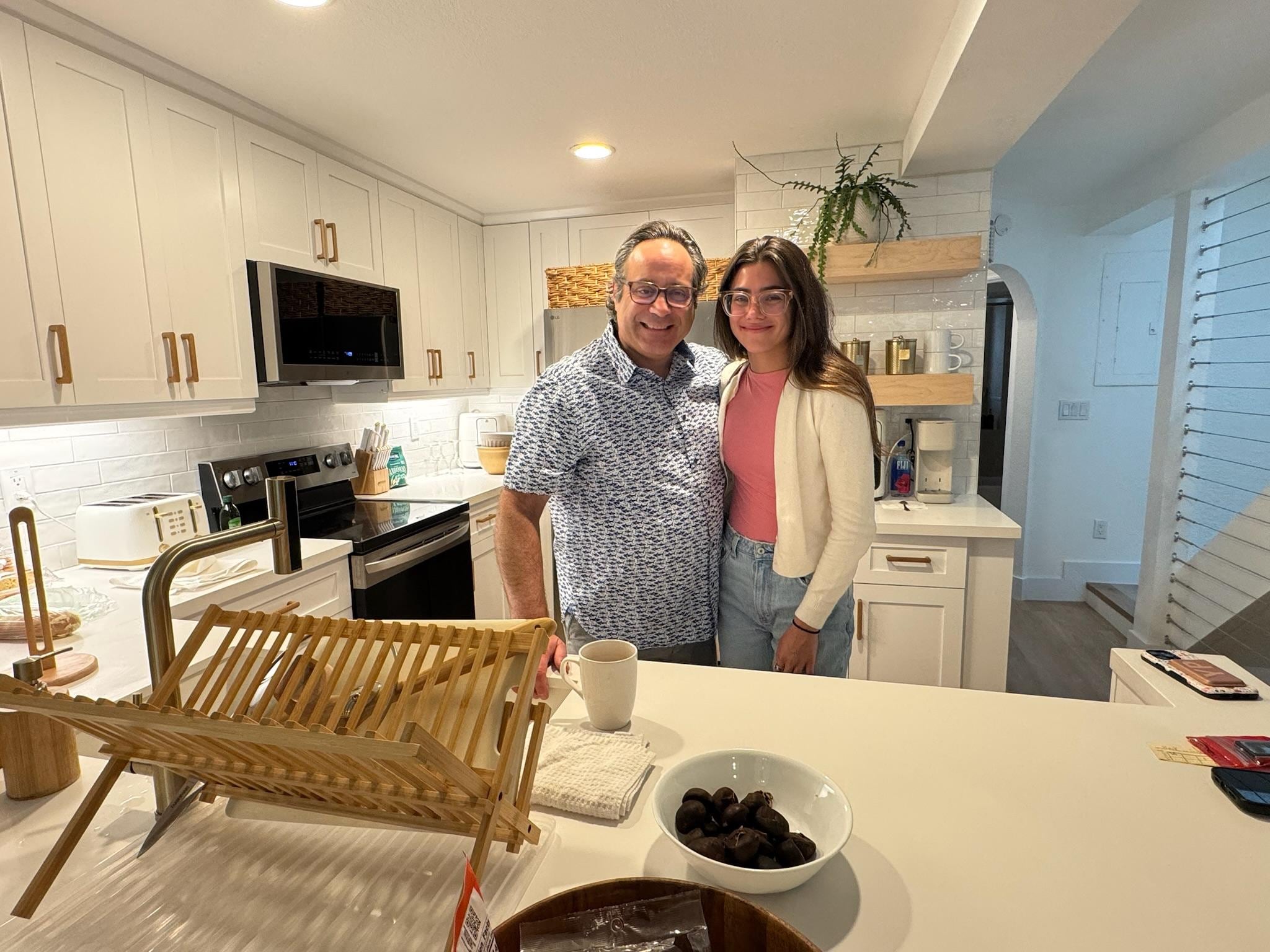 Gorgeous gourmet kitchen! Spotless! 