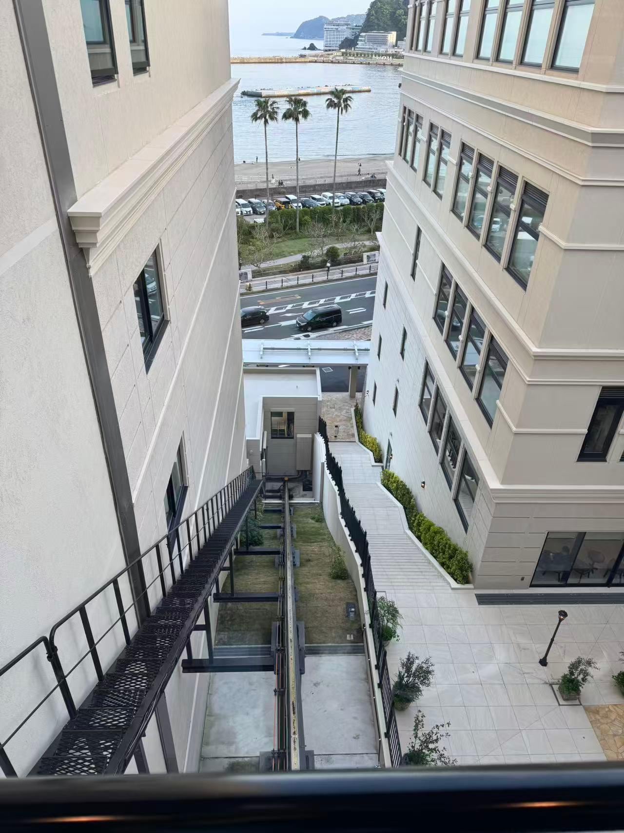 エレベーター①