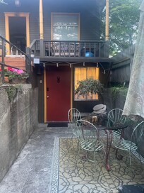 The entrance and outdoor space.