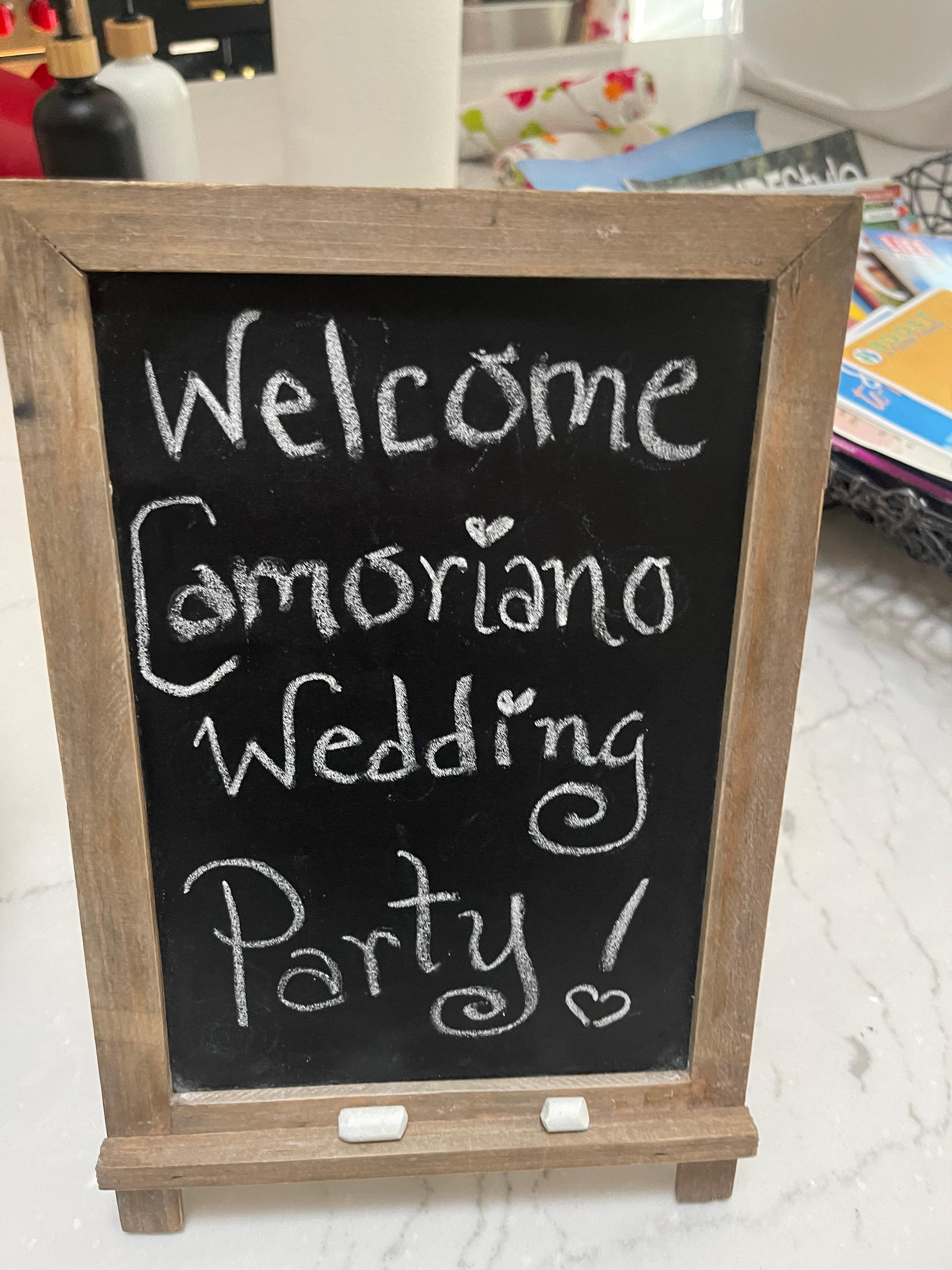 Super cute welcome sign!