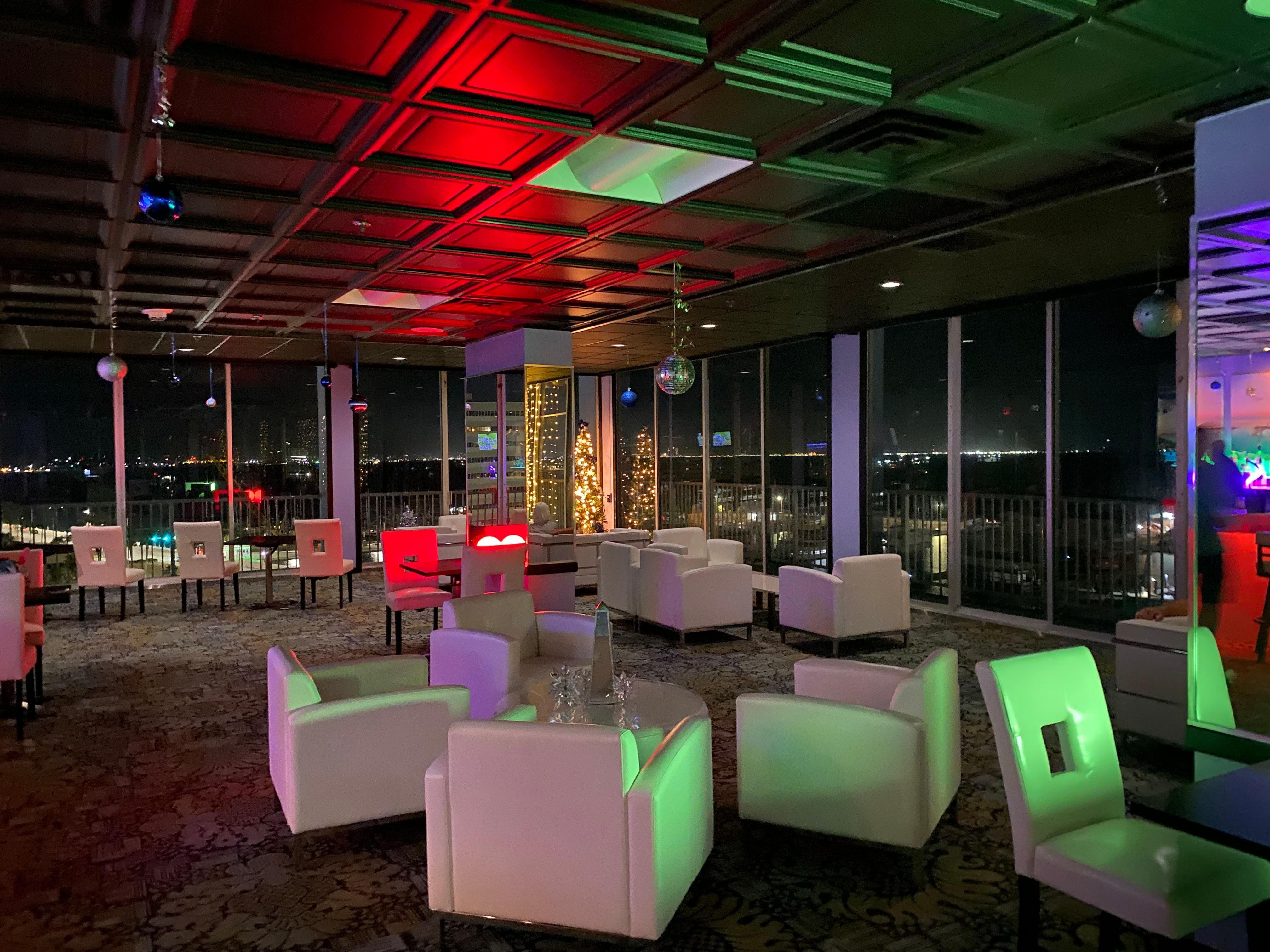 Great lounge on rooftop. Very comfortable setting. View overlooking the bay. 