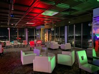 Great lounge on rooftop. Very comfortable setting. View overlooking the bay.