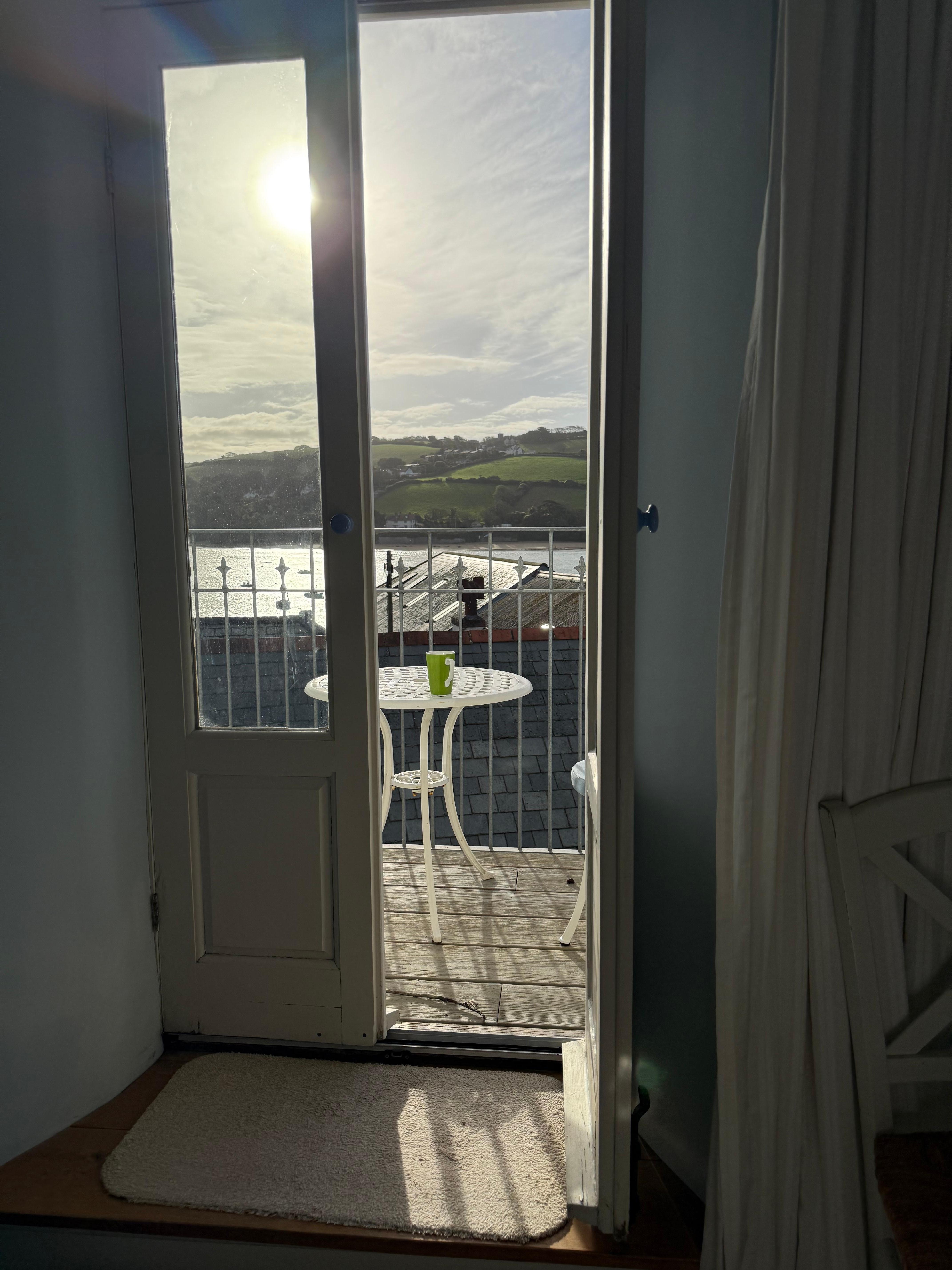 Perfect spot for a morning cuppa ☕️