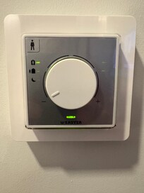 Air conditioner could not be adjusted in the room