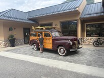 Really cool old car outside the hotel