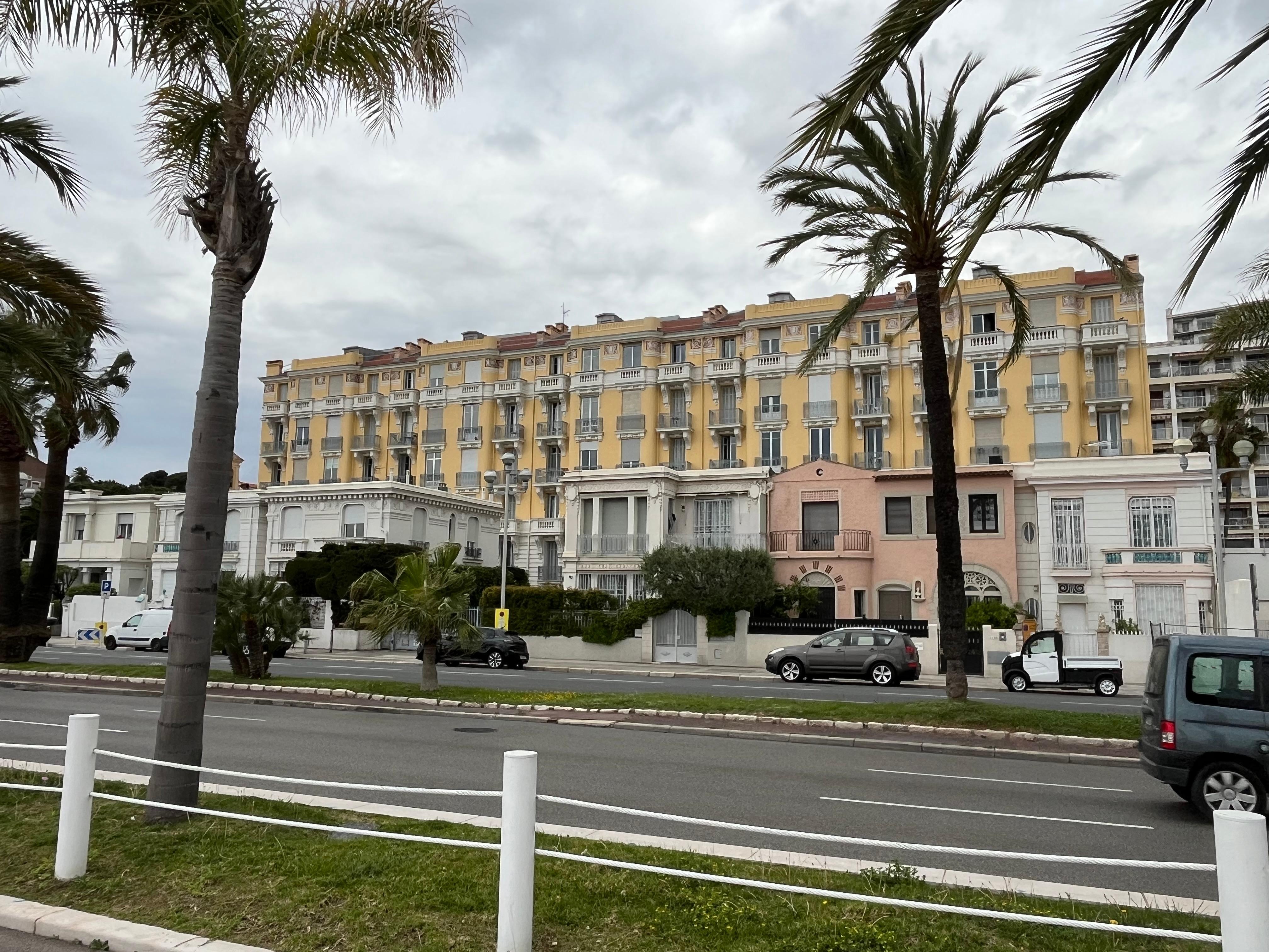 Sur la promenade des Anglais 